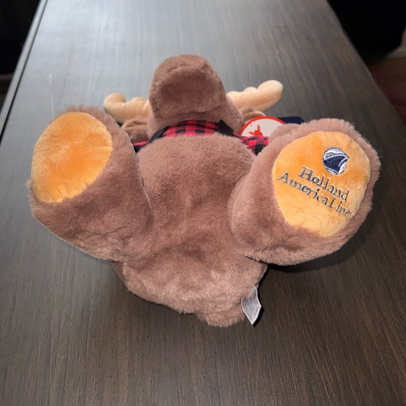 Holland America Alaska Eland The Moose Stuffed Animal Plushie - Picture 5 of 6